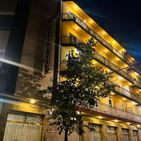 Hotel Continental Calella Exterior foto