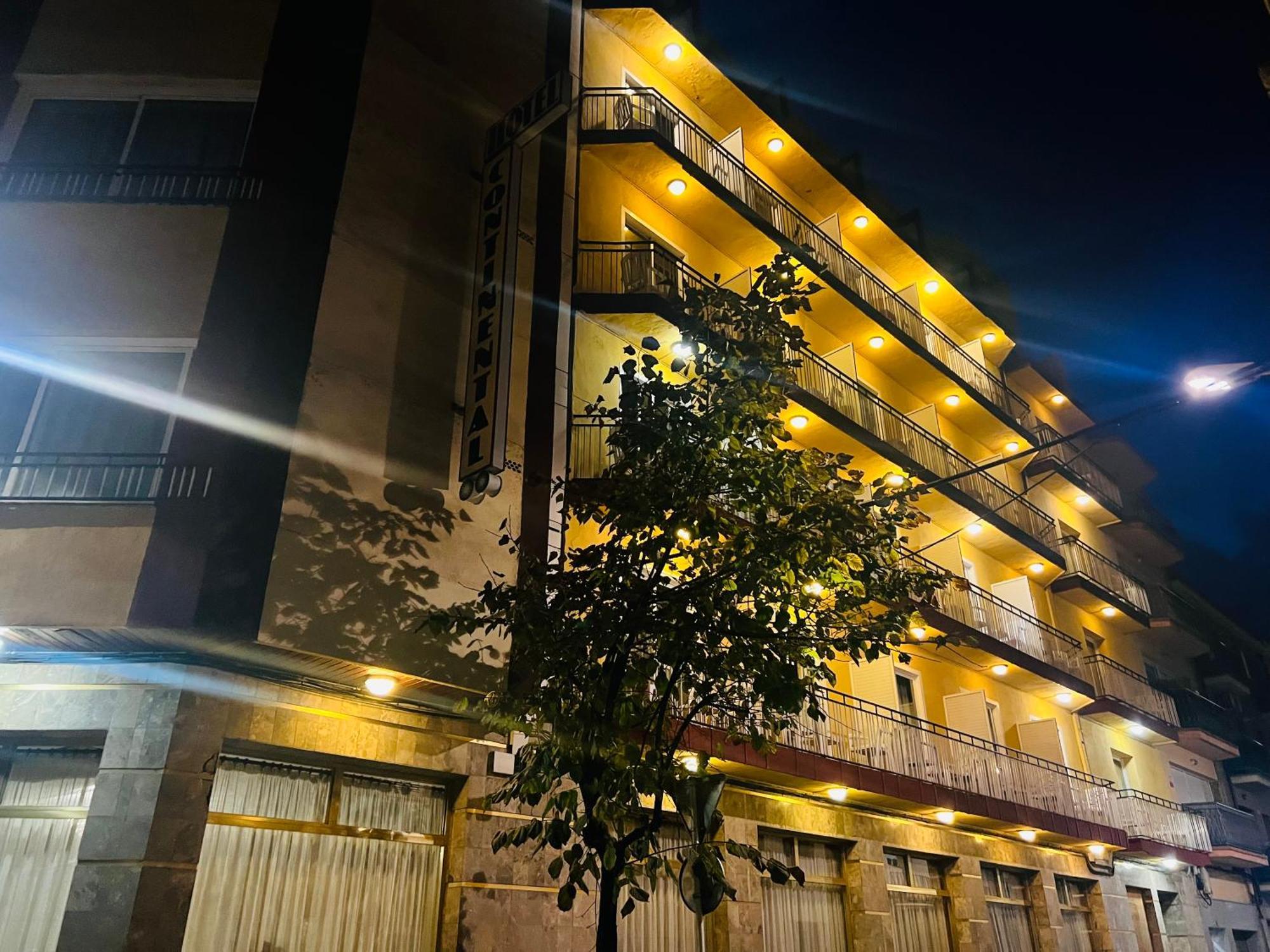Hotel Continental Calella Exterior foto